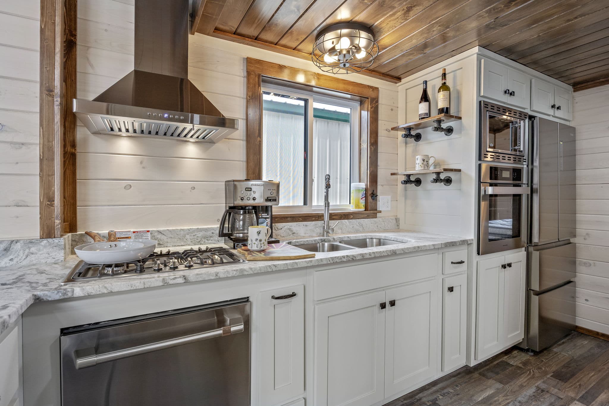 Modern Farmhouse photo