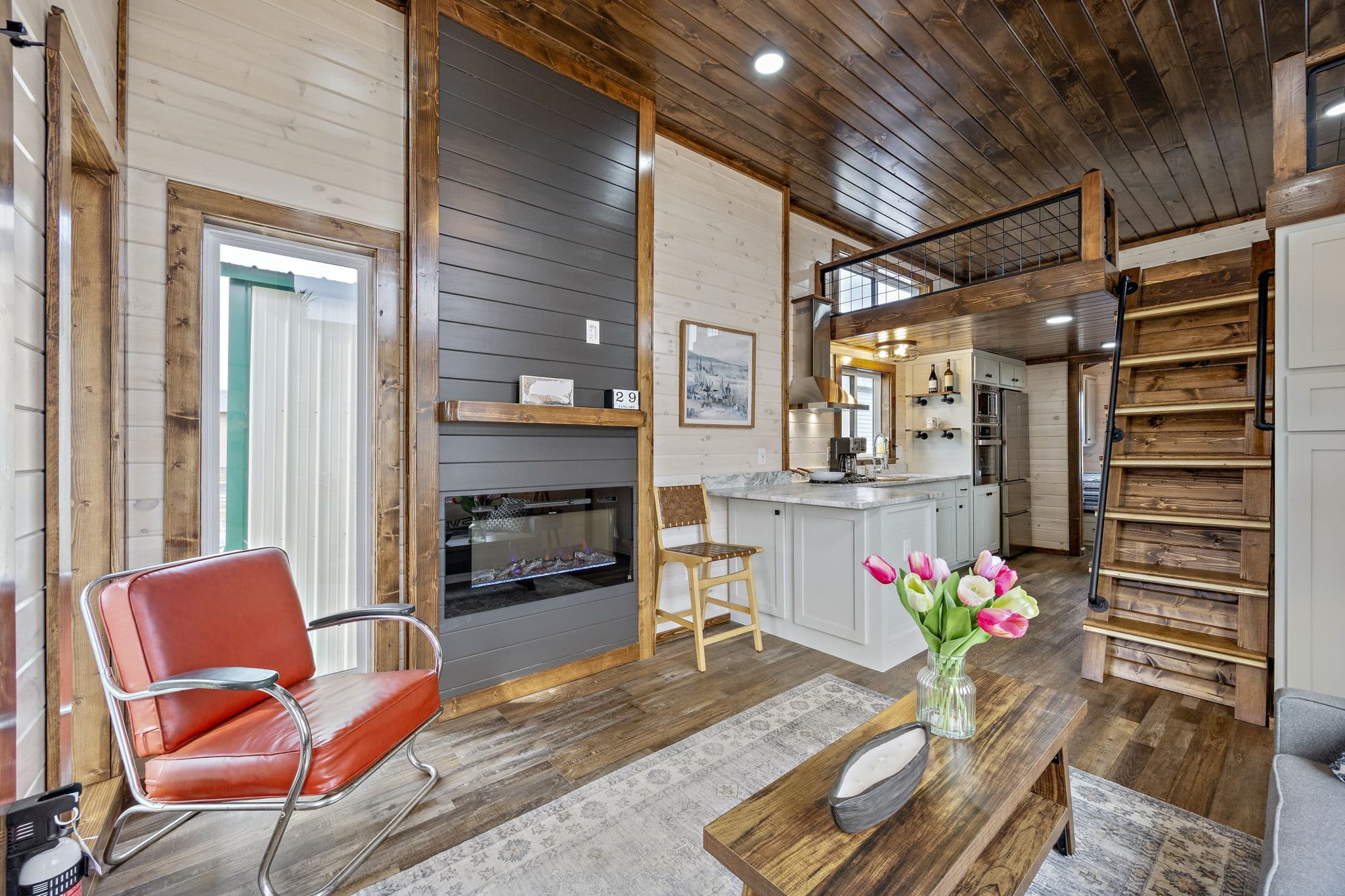 Modern Farmhouse photo