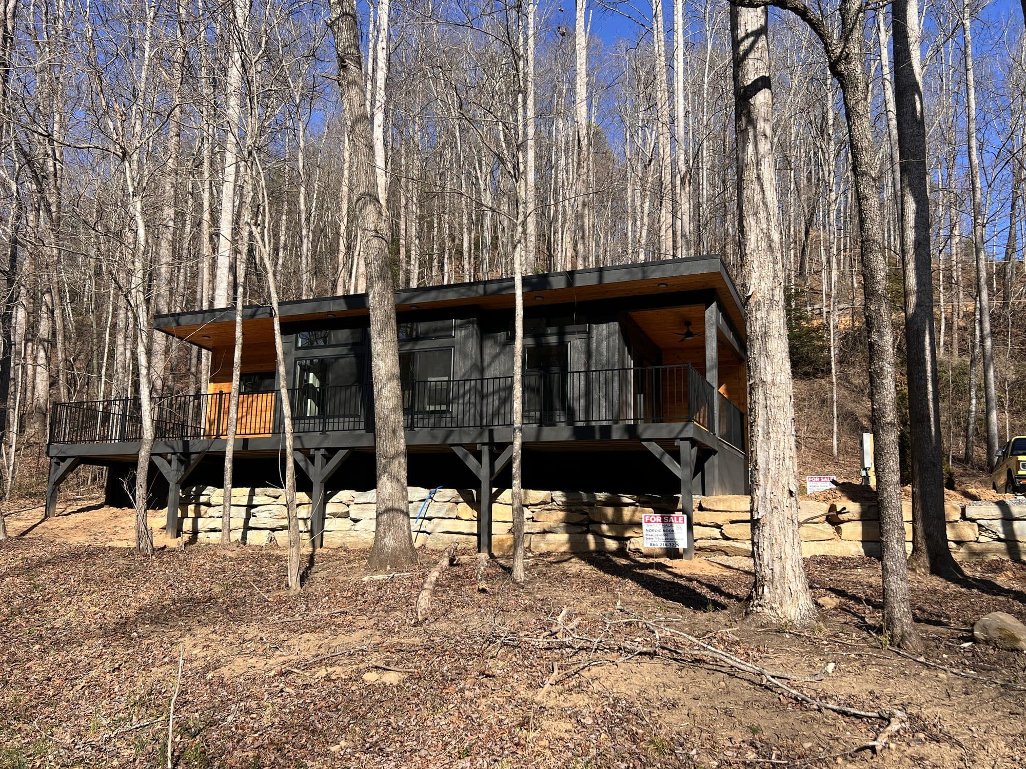 A Sweet-Haus Nordic Nook above Mill Creek near Old Fort, North Carolina